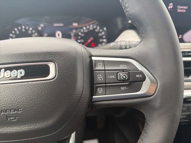 Used 2024 Jeep Compass Limited image 22