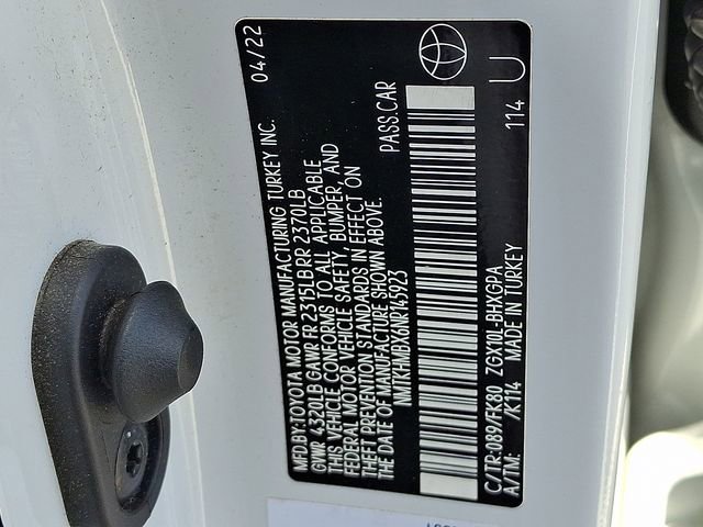 Used 2022 Toyota C-HR XLE FWD image 27
