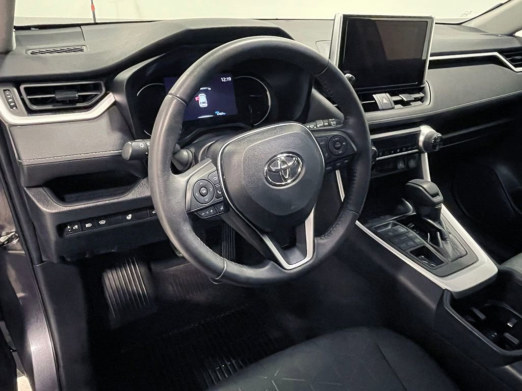 Used 2023 Toyota RAV4 XLE w/ Convenience Package AWD/4WD image 21