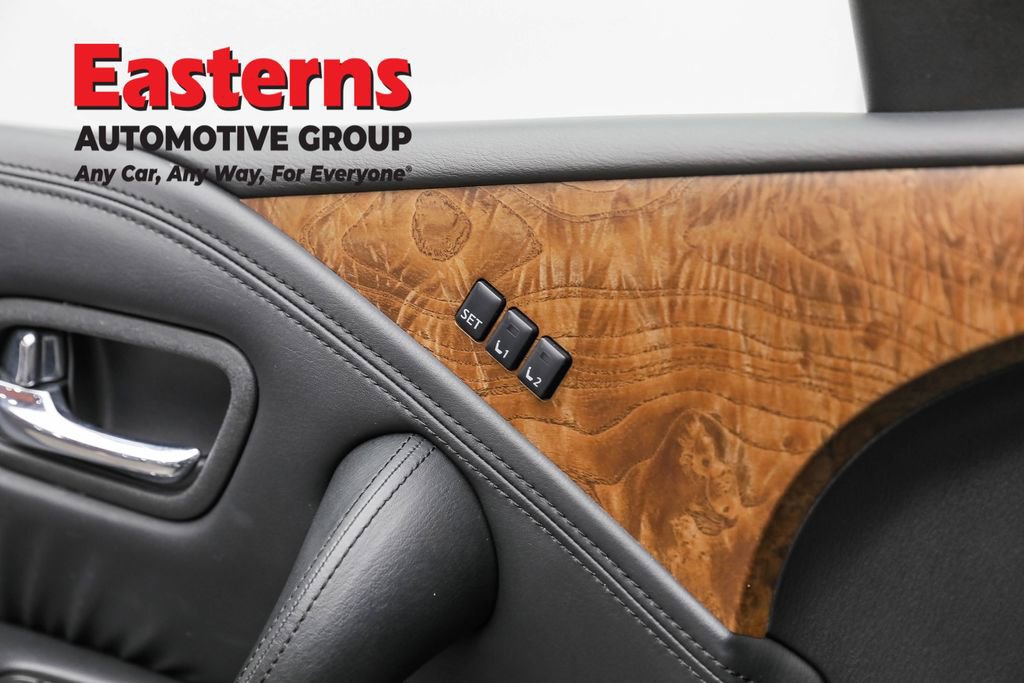 Used 2024 Nissan Armada SL w/ Captain's Chairs Package image 25