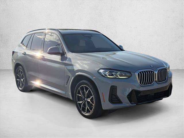 Used 2024 BMW X3 sDrive30i w/ Premium Package RWD image 3