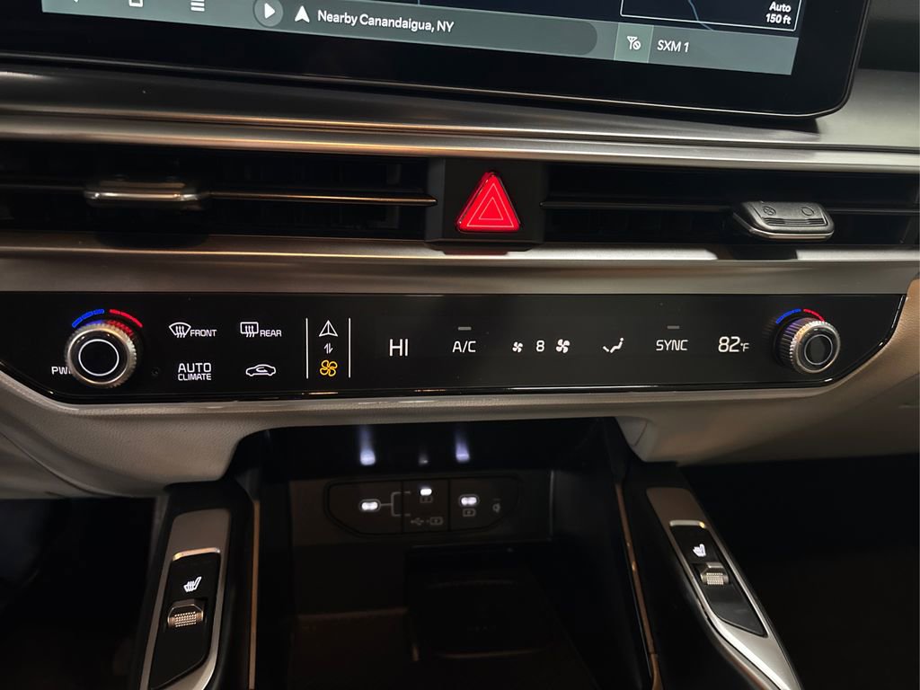 New 2025 Kia Sorento S image 30