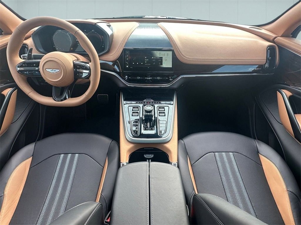 New 2026 Aston Martin DBX 707 image 18