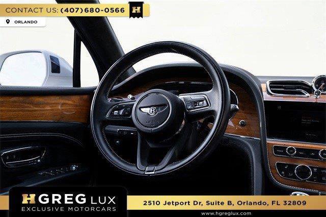 Used 2022 Bentley Bentayga AWD/4WD image 44