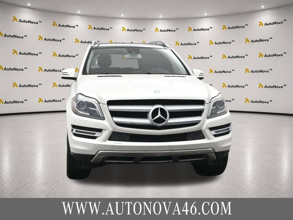 Used 2016 Mercedes-Benz GL 450 4MATIC w/ Premium I Package image 12