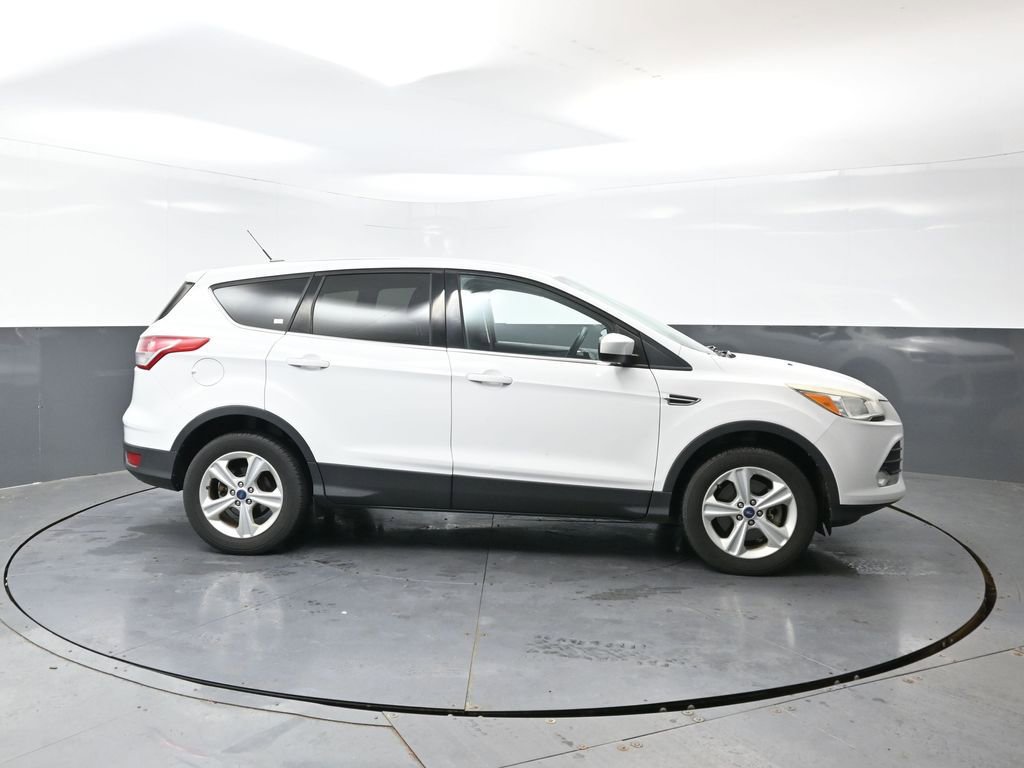Used 2013 Ford Escape SE image 2
