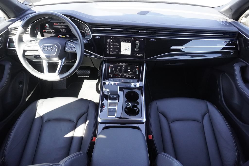 Used 2025 Audi Q7 3.0T Premium Plus AWD/4WD image 9