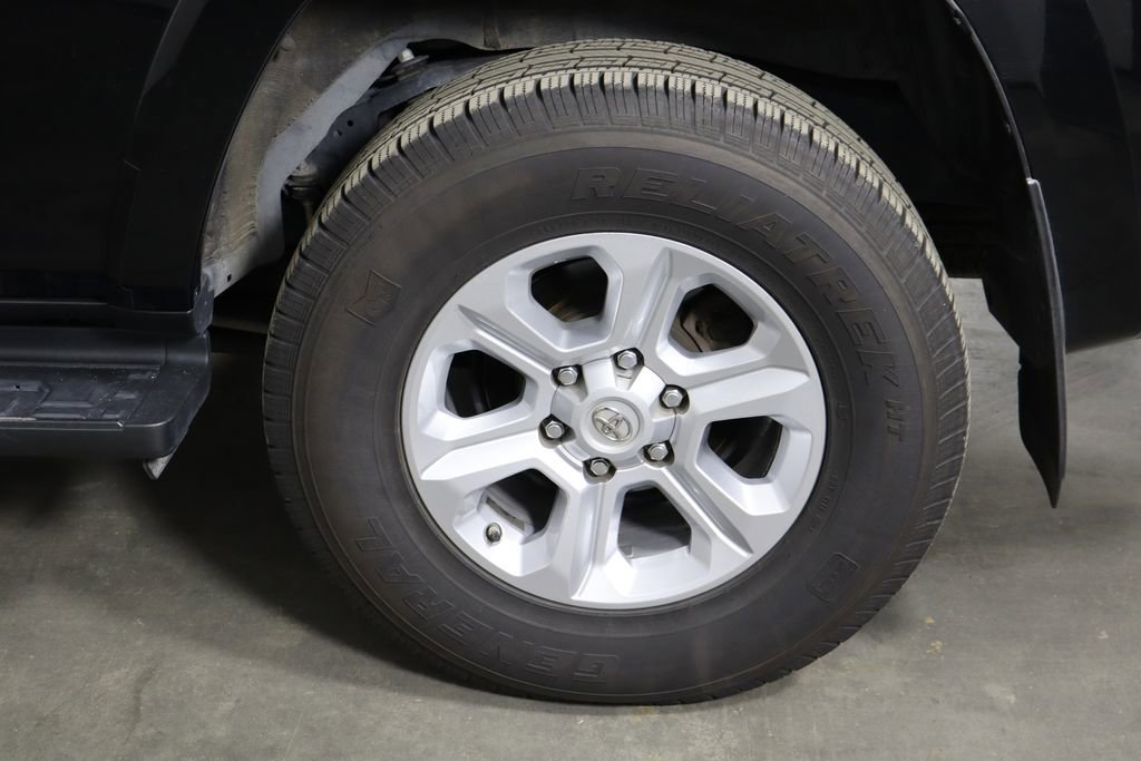 Used 2021 Toyota 4Runner SR5 Premium AWD/4WD image 42