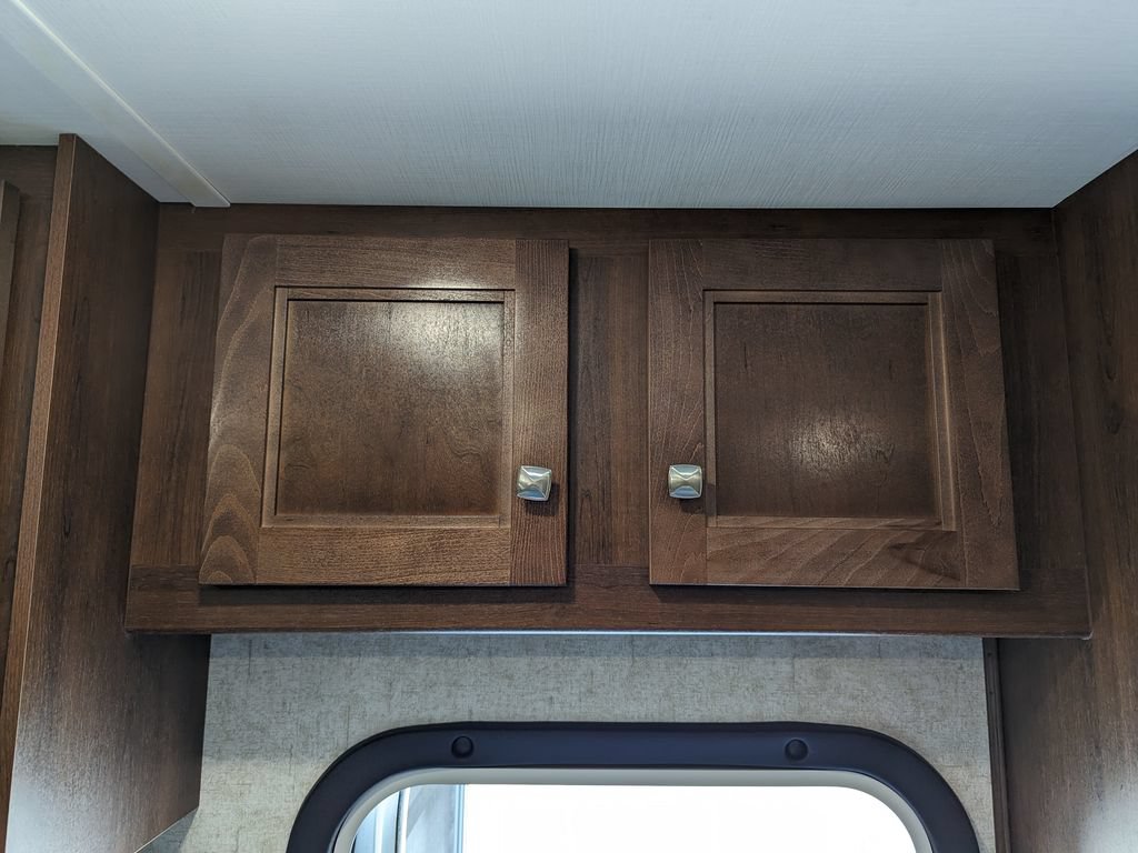 Used 2019 Chevrolet Express 4500 w/ RV Package RWD image 64