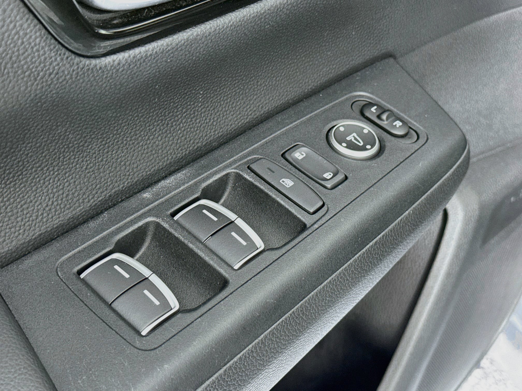 Certified 2023 Honda CR-V Sport Touring image 18