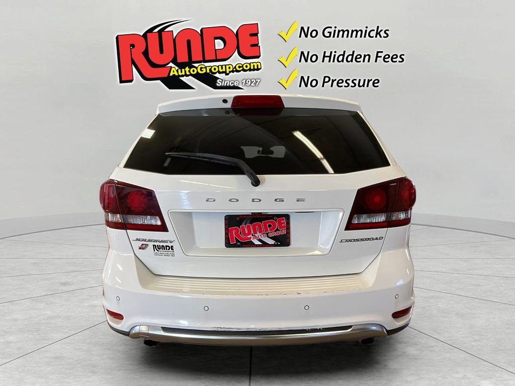 Used 2018 Dodge Journey Crossroad w/ Nav & Sun Group AWD/4WD image 5