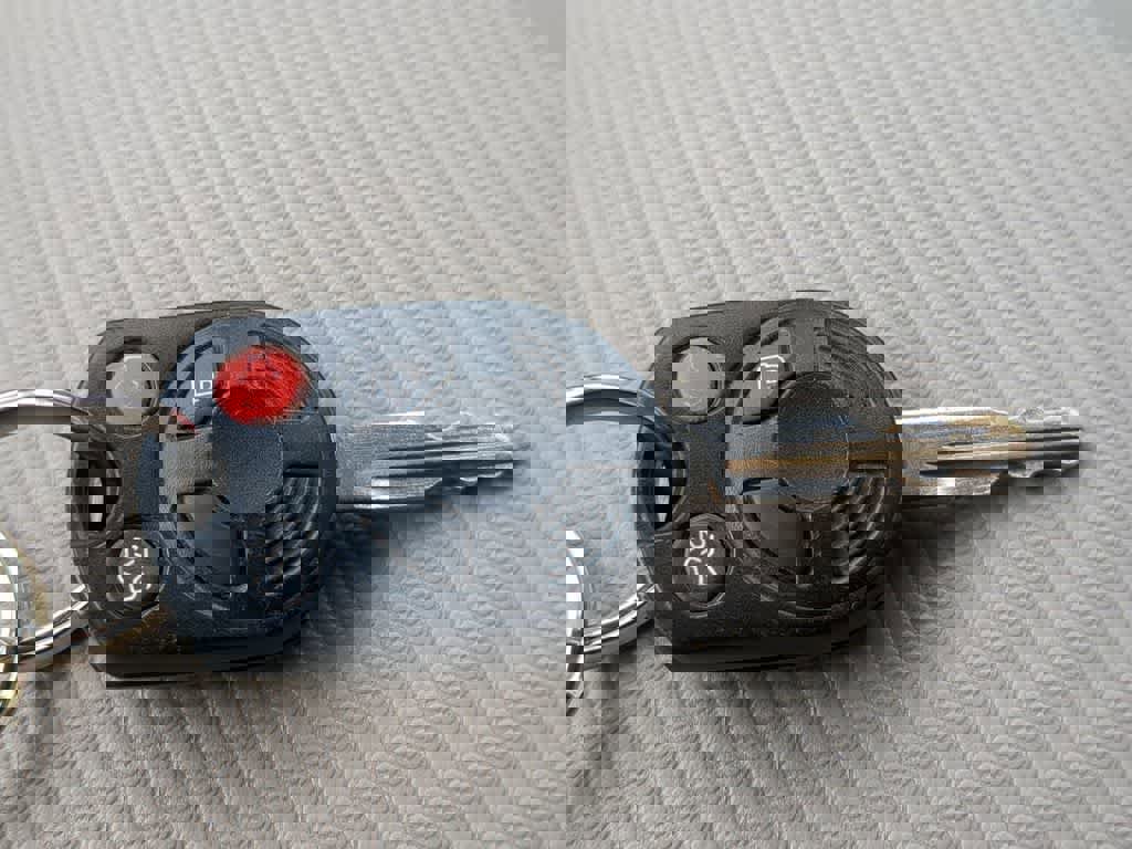 Used 2009 Mercury Mariner 2WD image 30