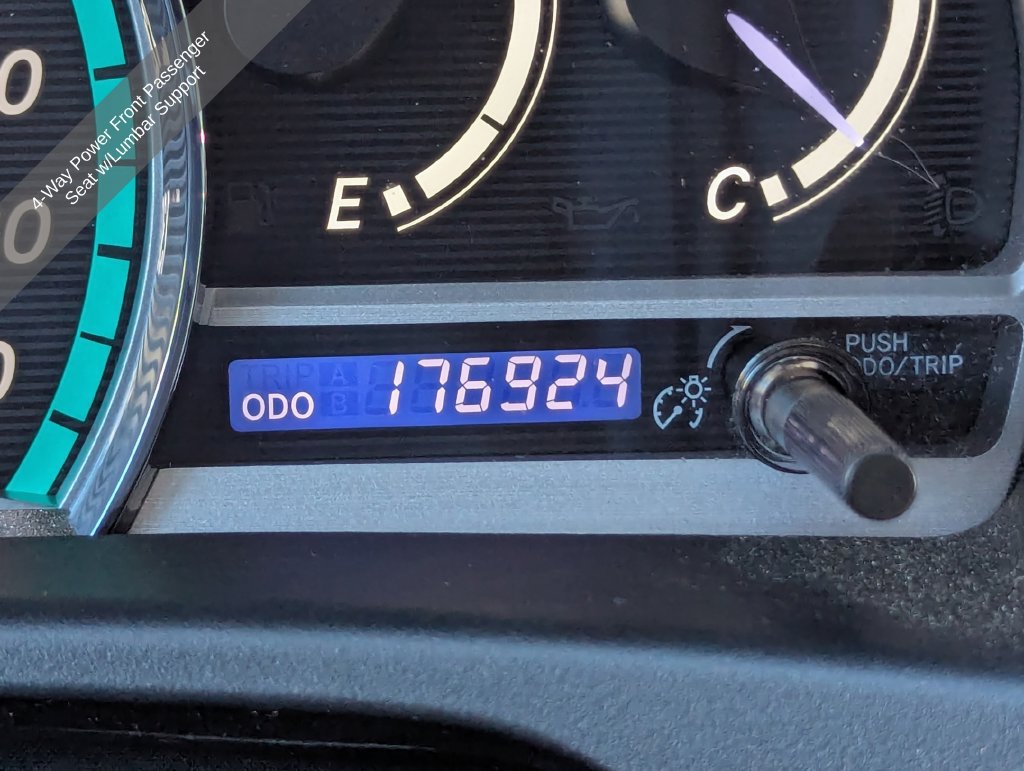 Used 2011 Toyota Venza AWD w/ Premium Pkg #2 image 22