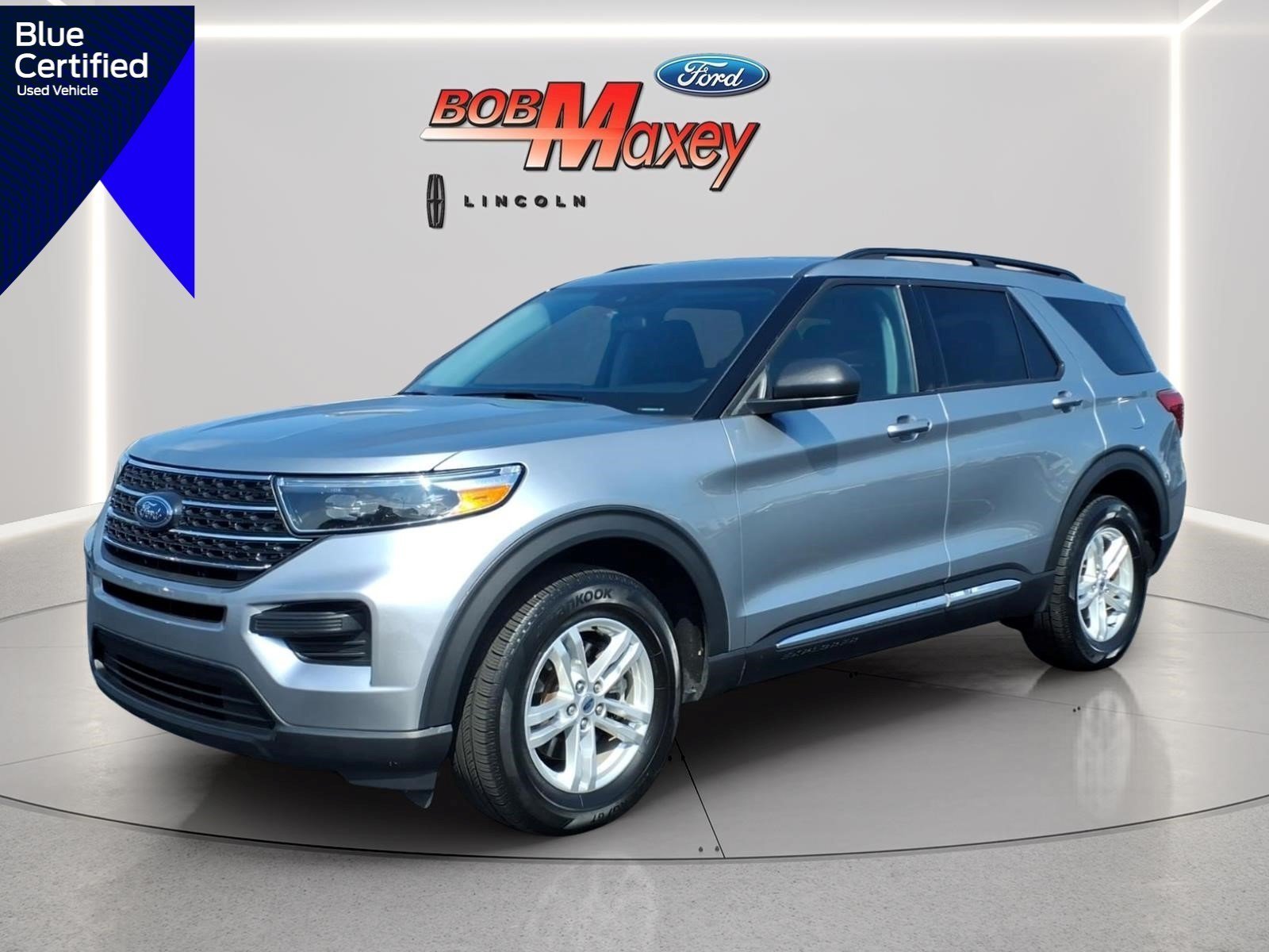 Certified 2024 Ford Explorer XLT w/ Class IV Trailer Tow Package