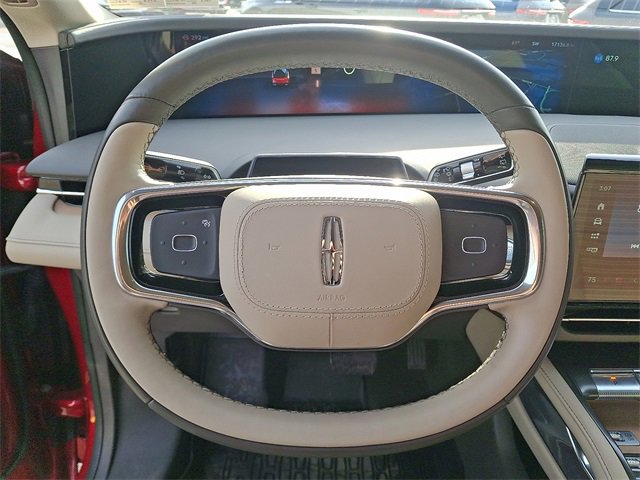 Used 2024 Lincoln Nautilus Reserve image 19