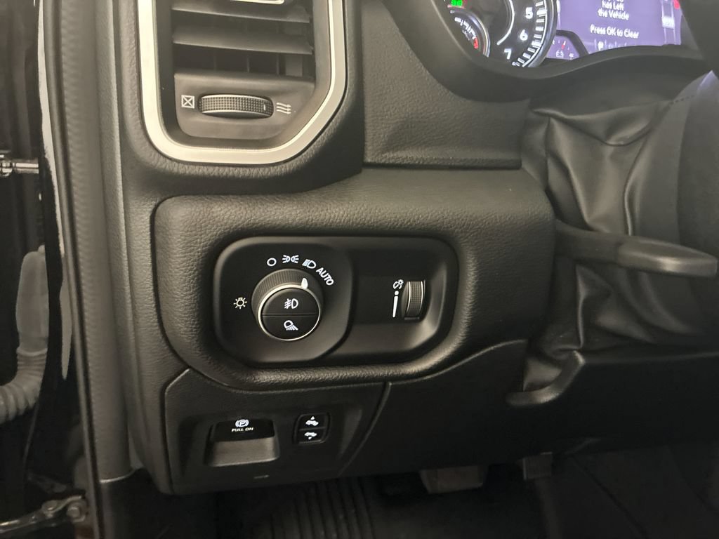 Used 2023 RAM 1500 Big Horn AWD/4WD image 26