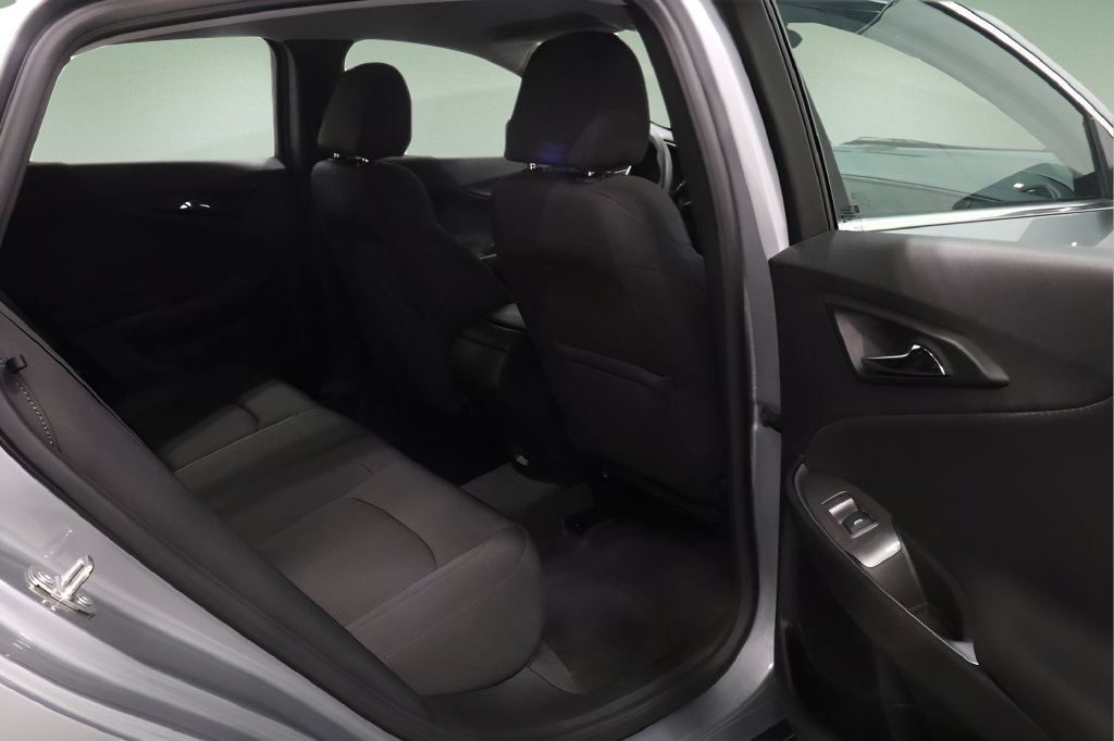 Used 2024 Chevrolet Malibu LS w/ Driver Confidence Package FWD image 16