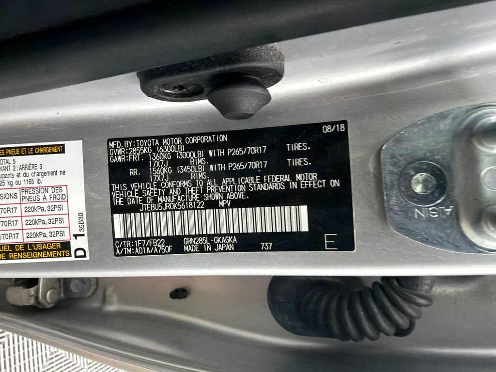 Used 2019 Toyota 4Runner SR5 AWD/4WD image 32