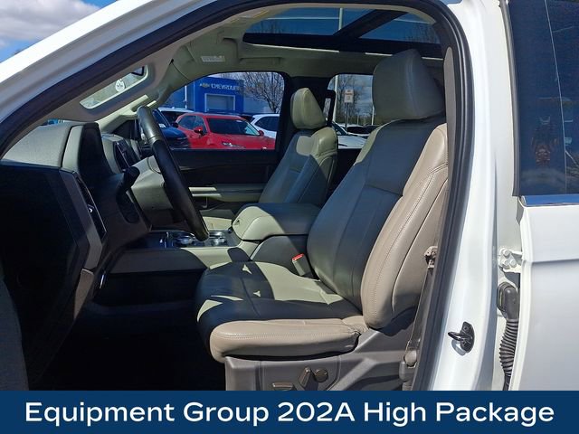 Used 2021 Ford Expedition XLT image 2