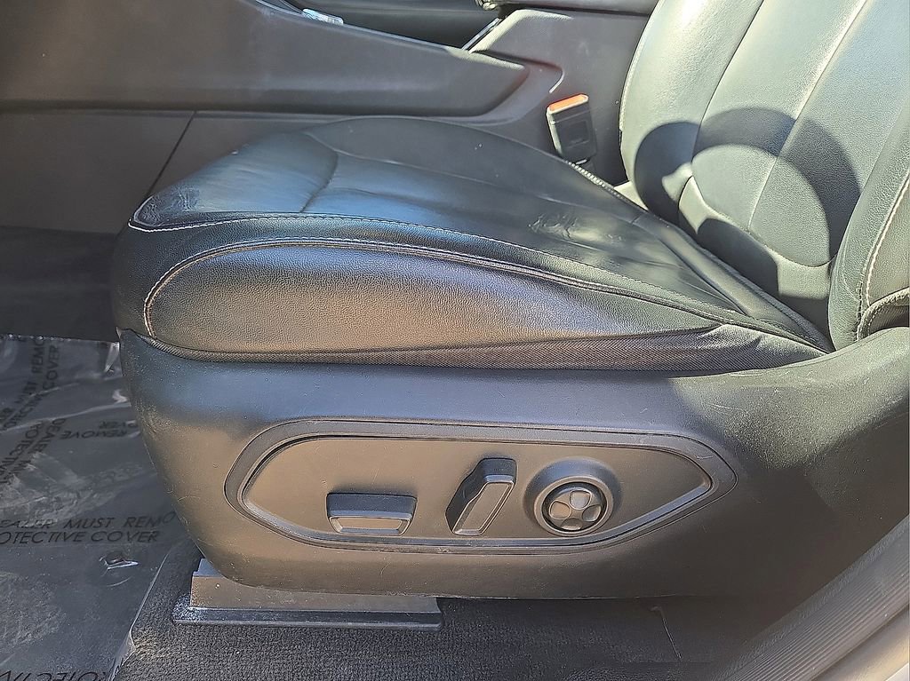 Used 2022 Jeep Grand Cherokee Limited image 24