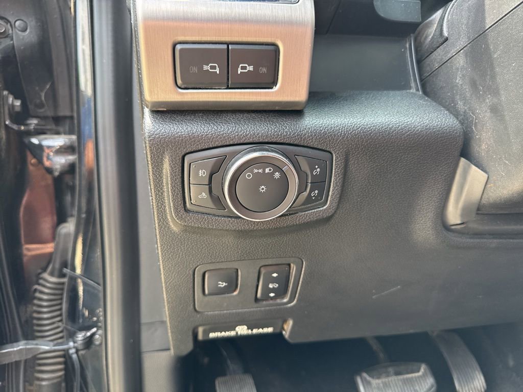 Used 2019 Ford F250 Platinum w/ Platinum Ultimate Package AWD/4WD image 17