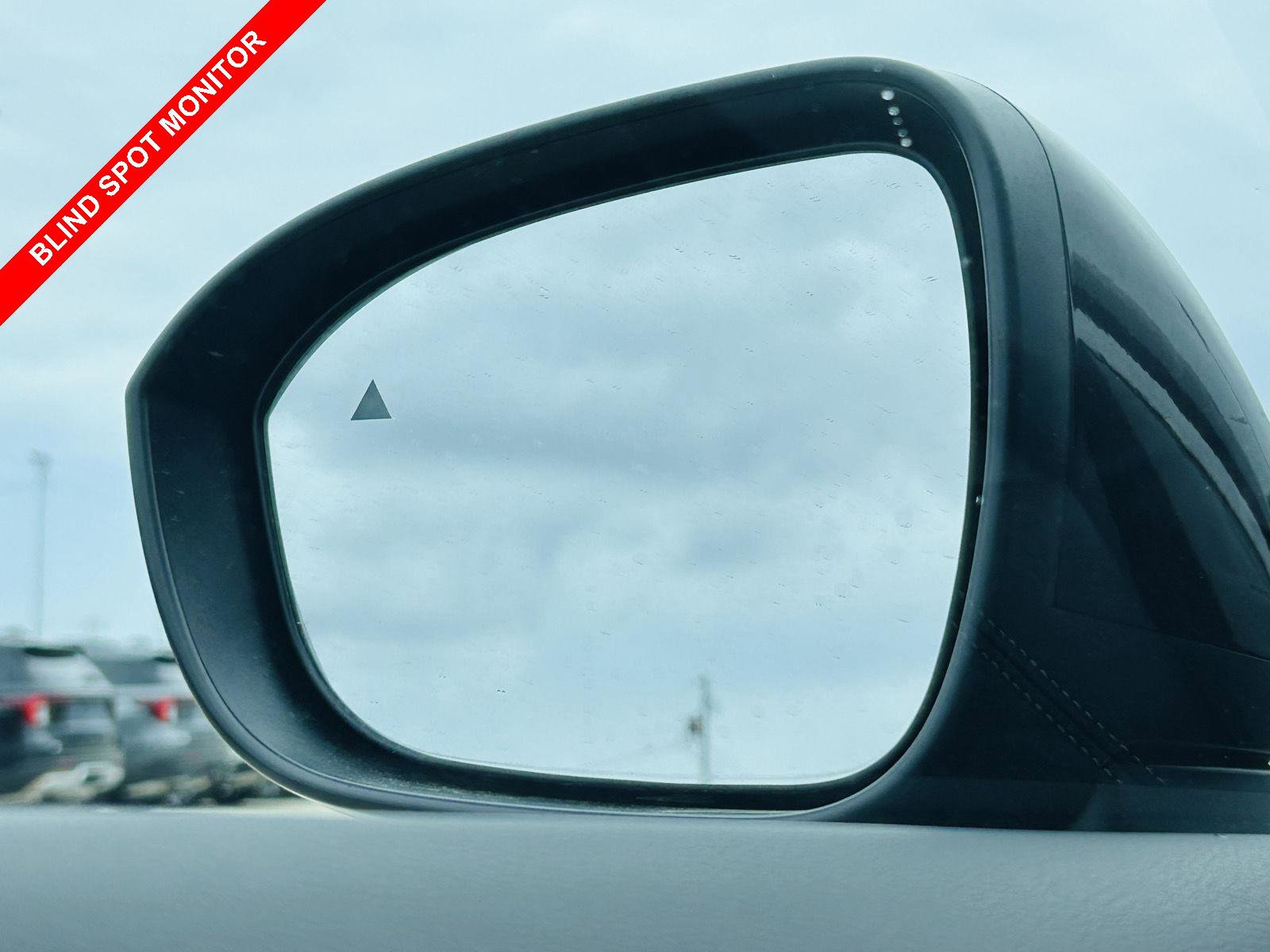 Used 2024 Nissan Rogue Platinum image 10