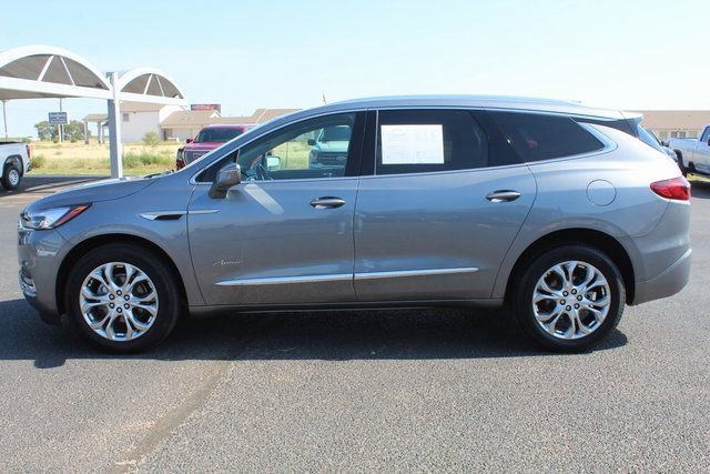 Used 2020 Buick Enclave Avenir w/ Avenir Technology Package AWD/4WD image 12