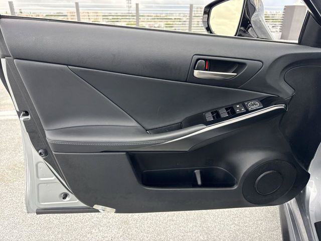Certified 2023 Lexus IS 300 w/ Comfort Package RWD image 13
