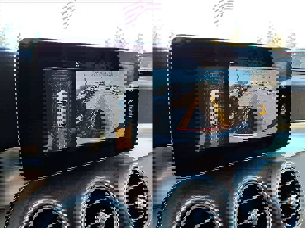 Used 2022 Mercedes-Benz GLC 300 4MATIC image 11