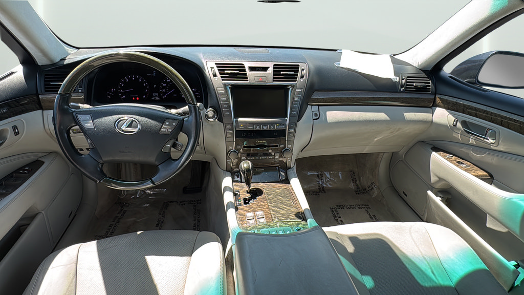 Used 2007 Lexus LS 460 L w/ Luxury Pkg RWD image 31