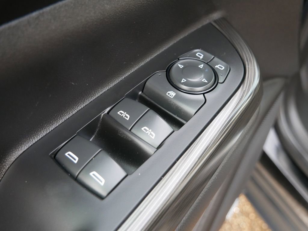 Used 2023 GMC Acadia SLT image 16