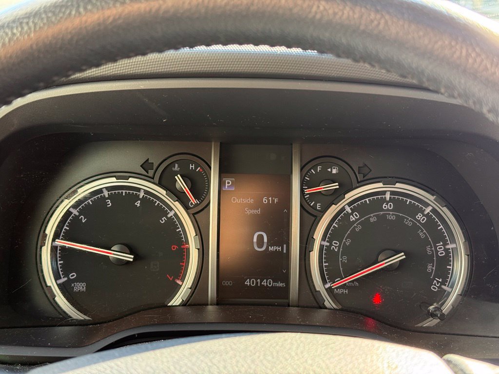 Used 2024 Toyota 4Runner TRD Off-Road Premium w/ Off Road Premium Plus Package AWD/4WD image 10