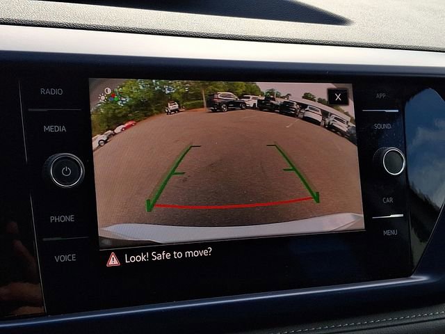 Used 2024 Volkswagen Taos SE FWD image 19