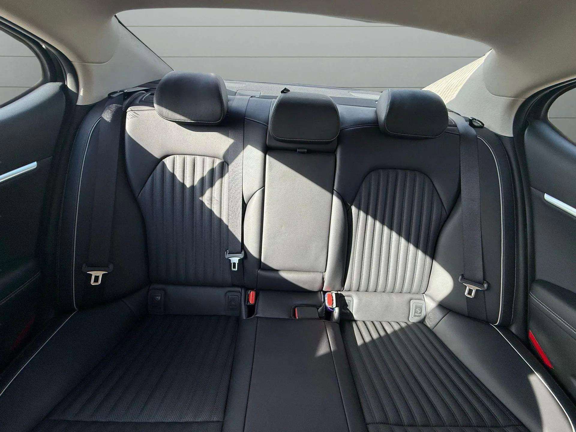 Used 2026 Genesis G70 2.5T Prestige image 41