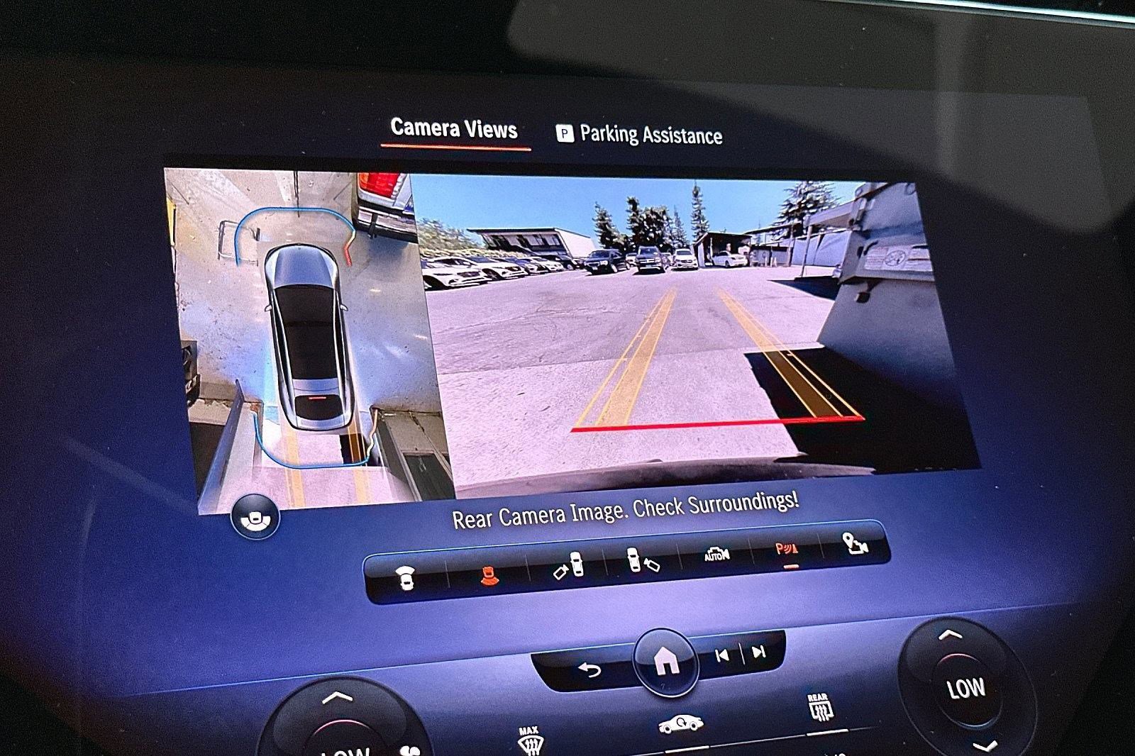 Used 2022 Mercedes-Benz EQS 580 4MATIC Sedan image 11