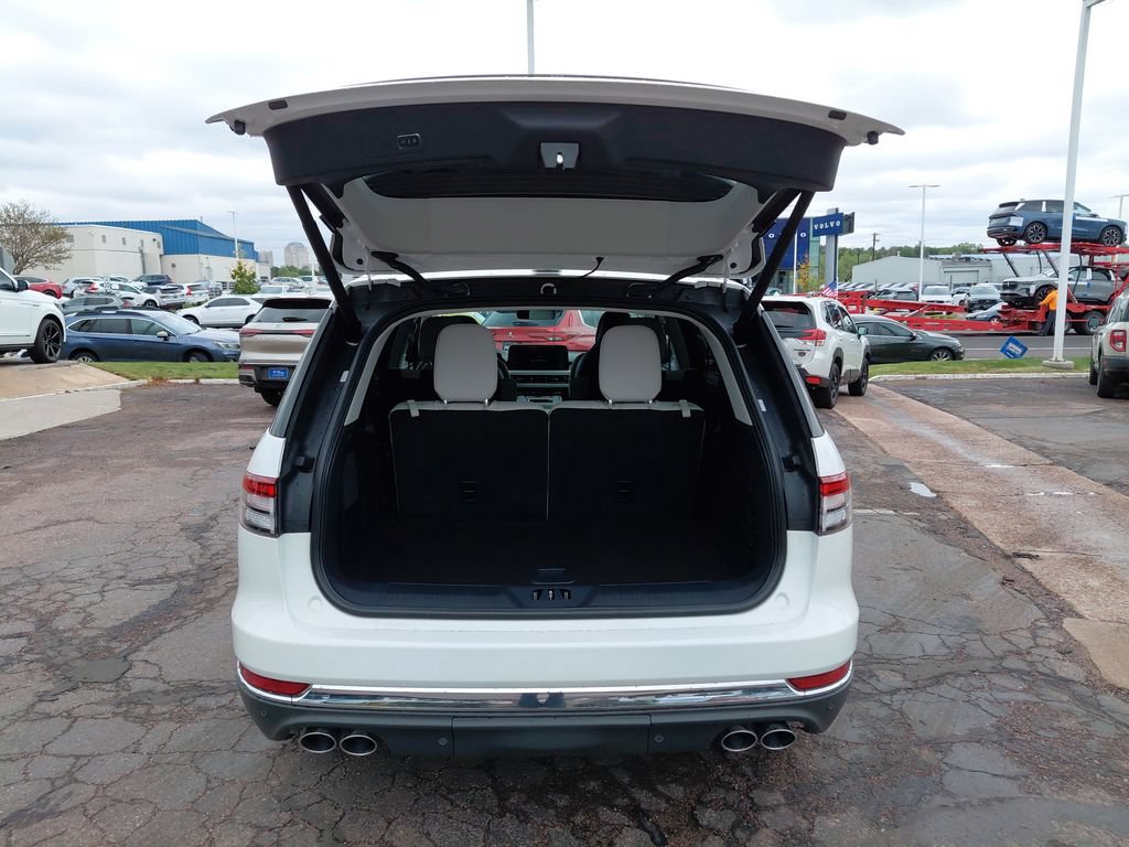 New 2026 Lincoln Aviator Reserve w/ Luxury Package AWD/4WD image 53