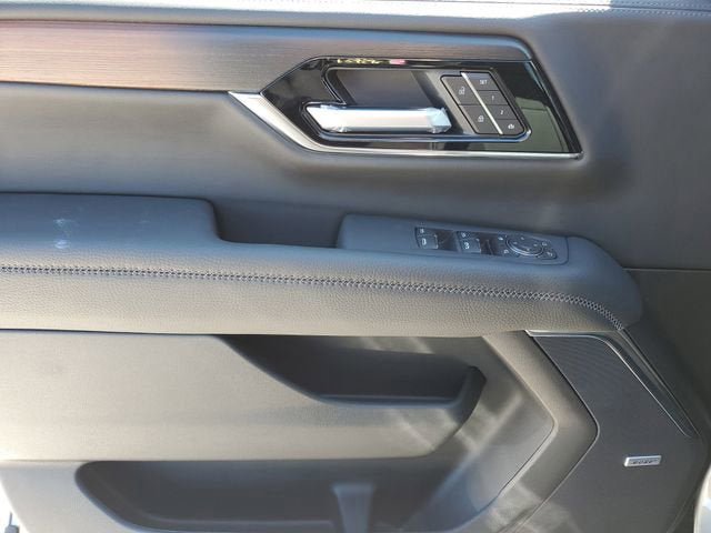New 2026 GMC Yukon XL Denali w/ Sun & Power Step Package image 17