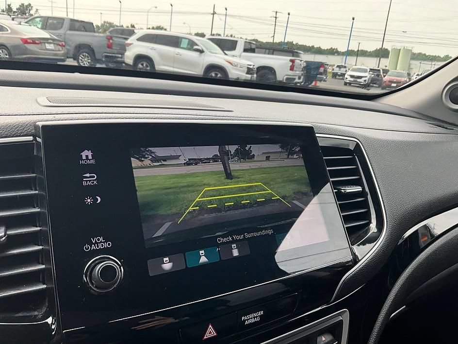 Used 2020 Honda Pilot Touring image 20