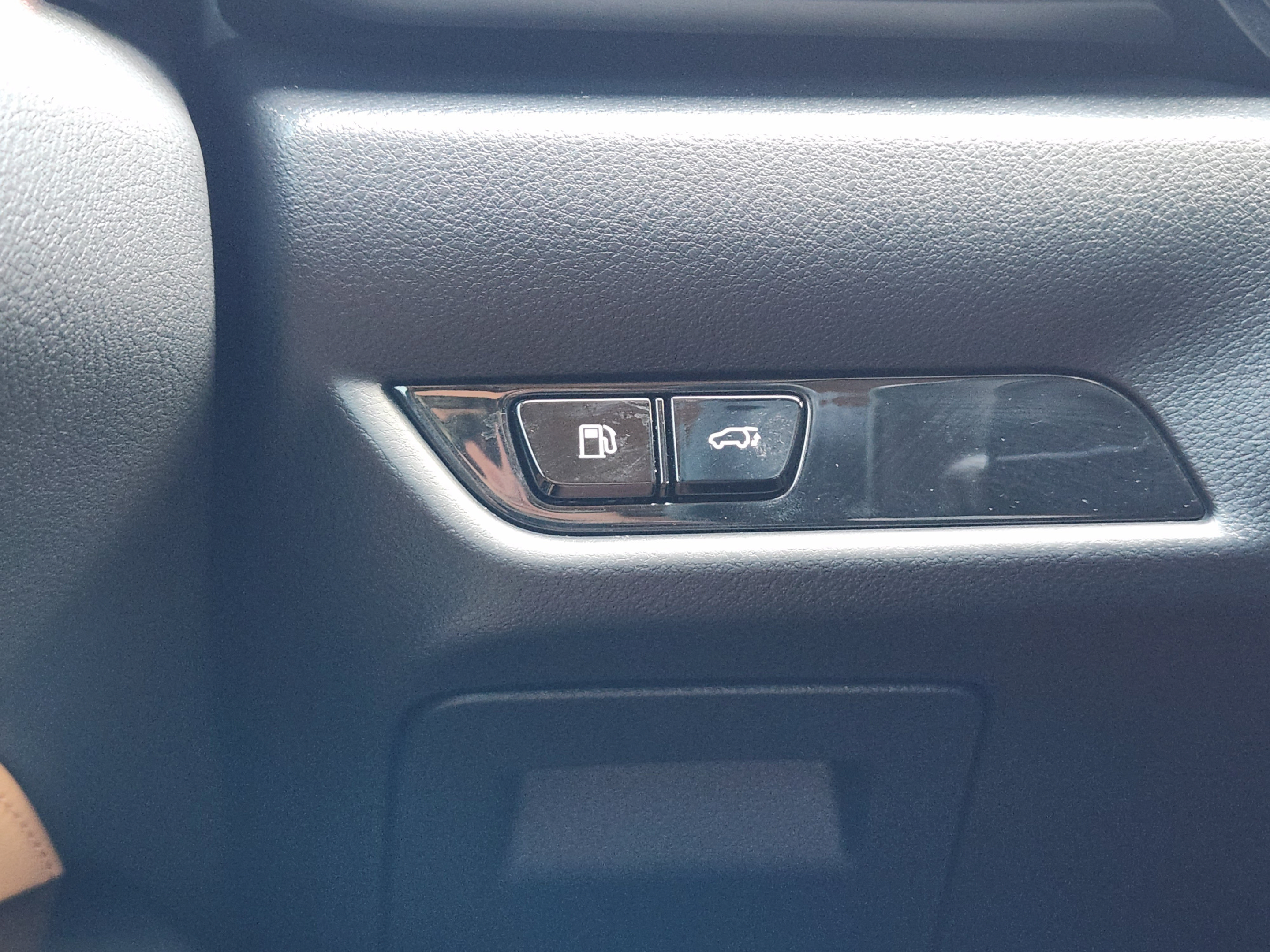 Certified 2025 Lexus NX 350 AWD w/ Cold Area Package image 20