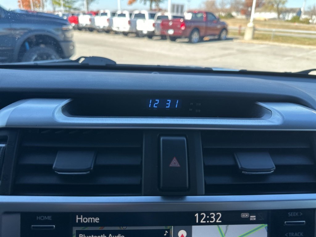 Used 2020 Toyota 4Runner Limited image 69