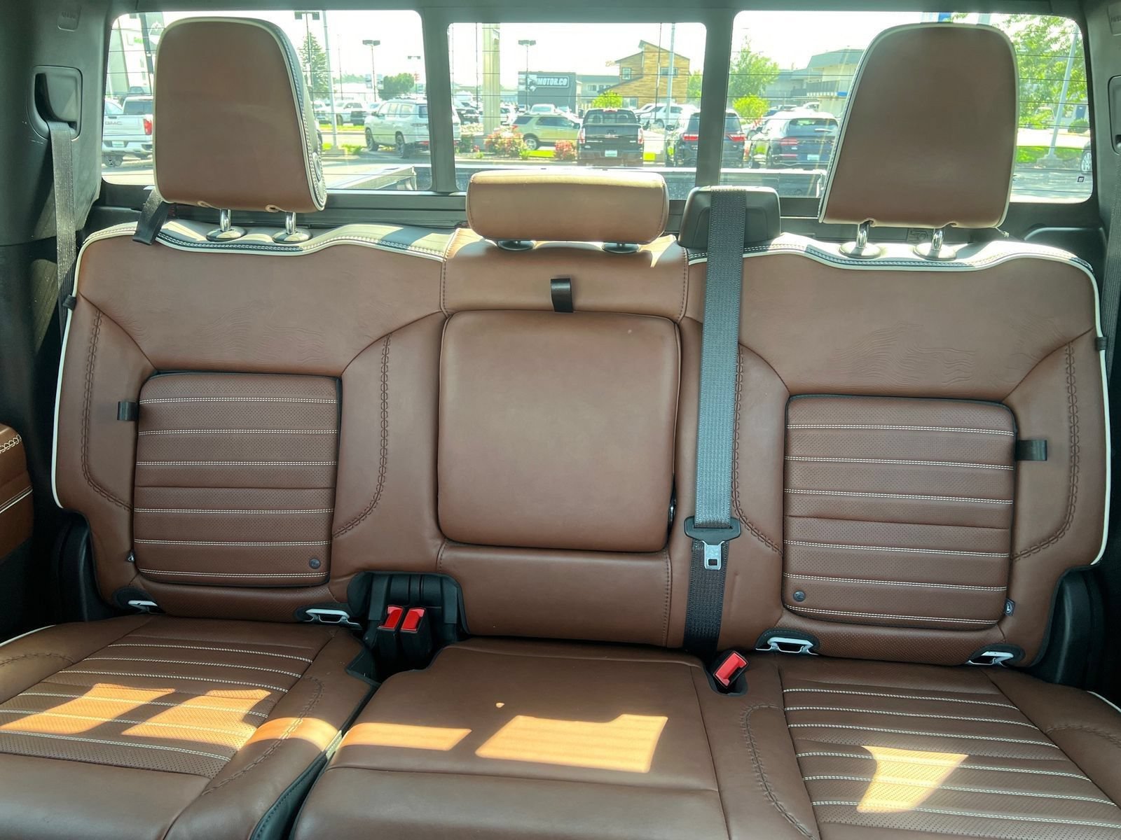 Used 2024 GMC Sierra 3500 Denali Ultimate AWD/4WD image 33