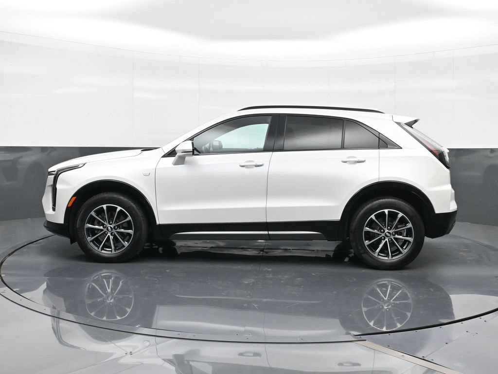 Certified 2024 Cadillac XT4 Sport w/ Cold Weather Package FWD image 5