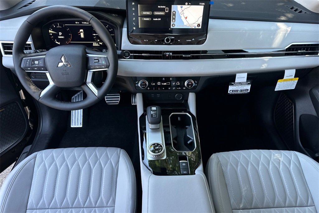 New 2025 Mitsubishi Outlander SEL image 14