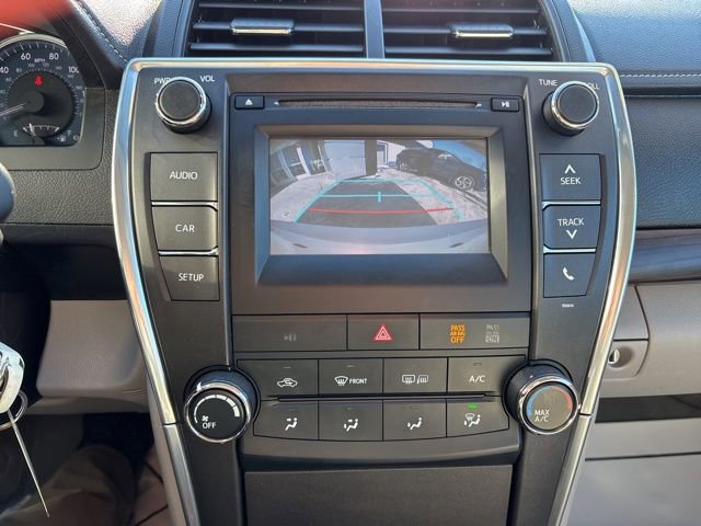 Used 2017 Toyota Camry LE image 21