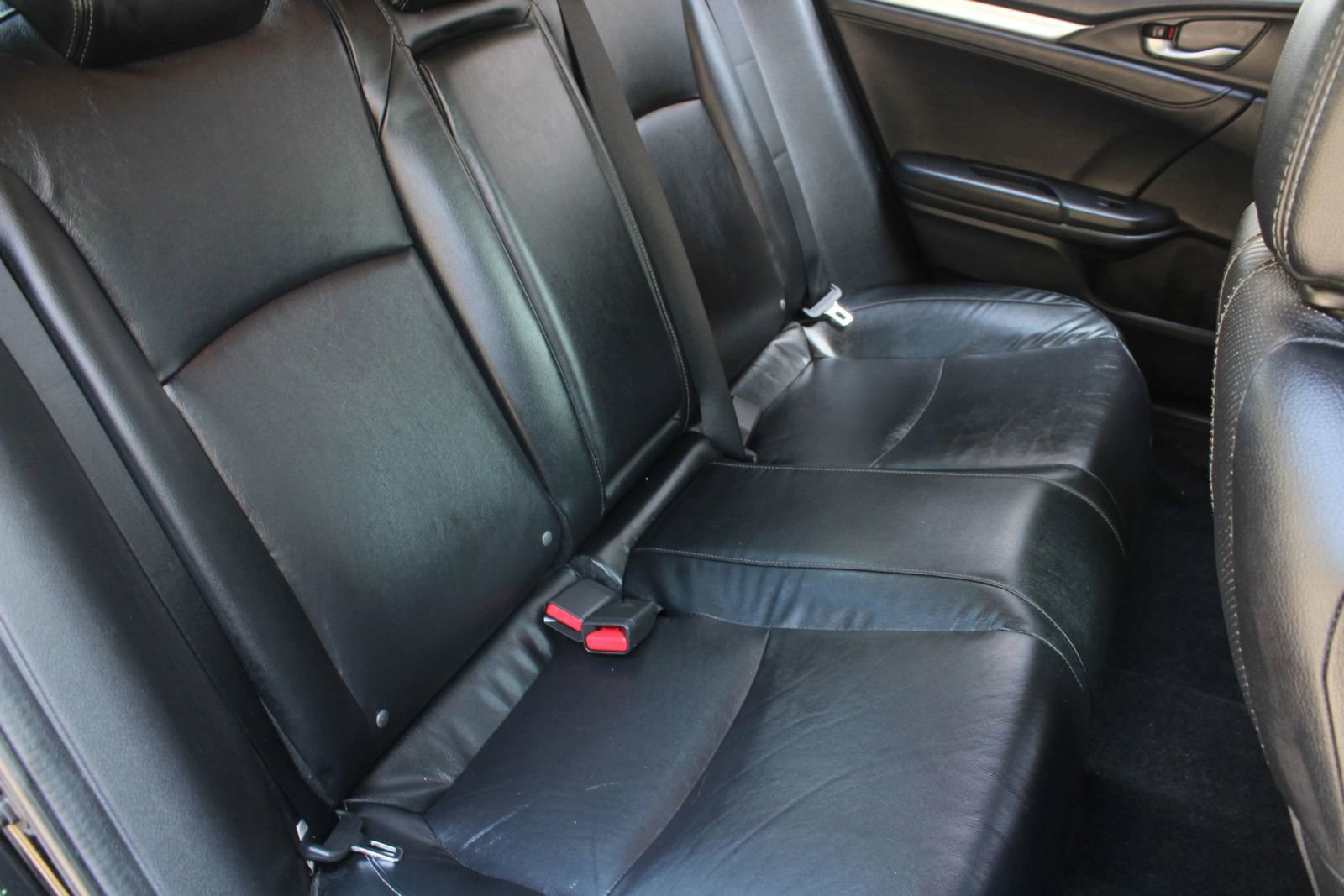 Used 2016 Honda Civic Touring image 21