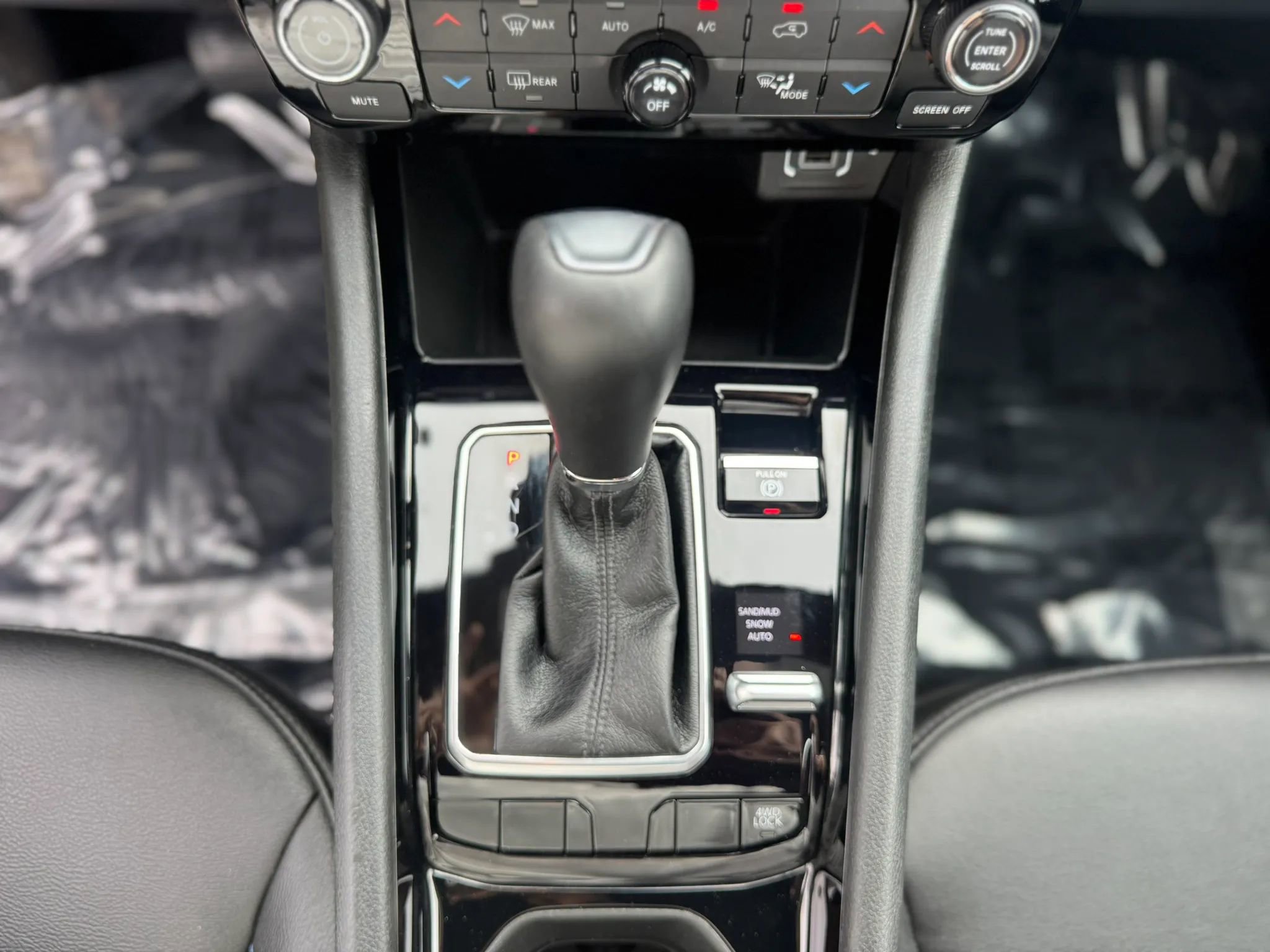 Used 2026 Jeep Compass Limited image 19