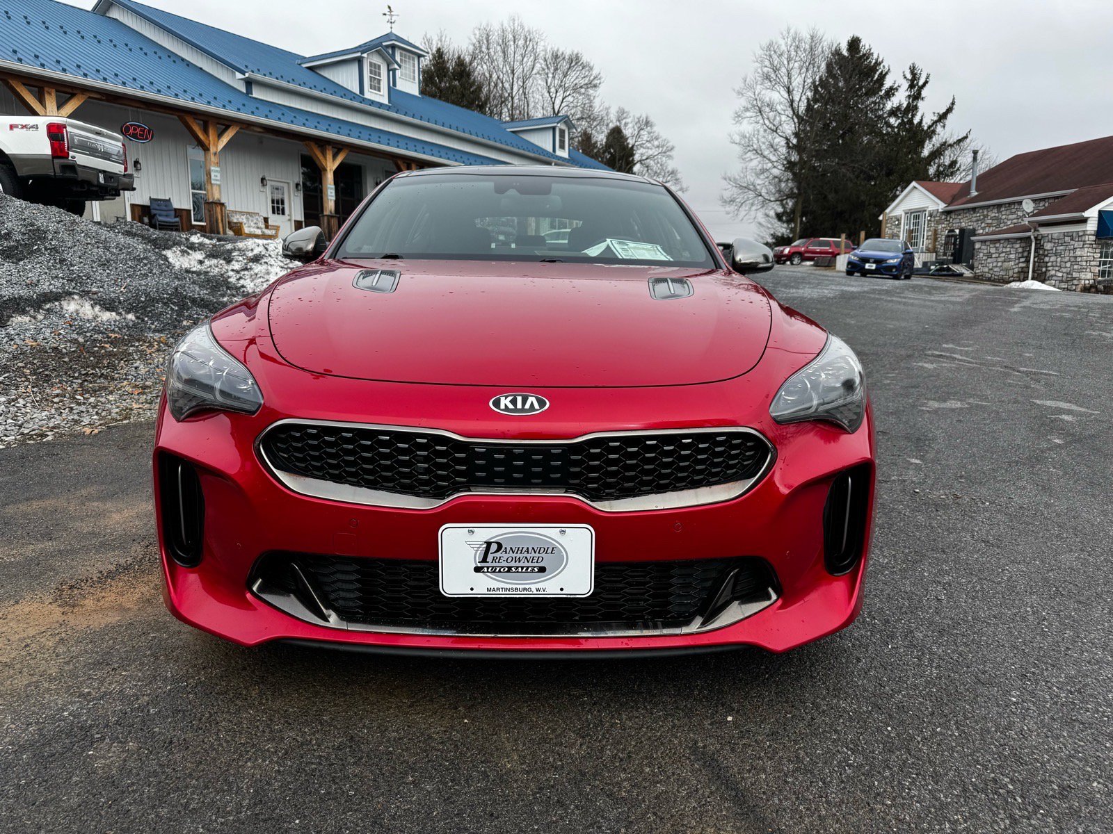 Used 2018 Kia Stinger GT1 AWD/4WD image 2