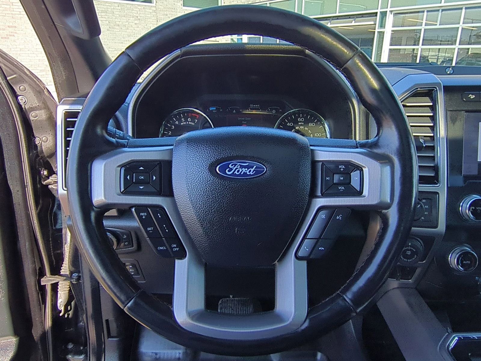 Used 2020 Ford F150 Platinum w/ Technology Package image 30