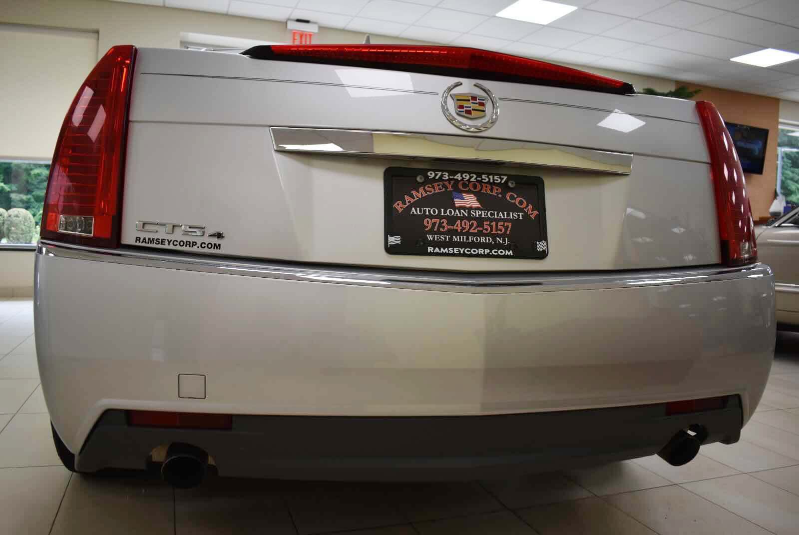 Used 2010 Cadillac CTS Luxury AWD/4WD image 51
