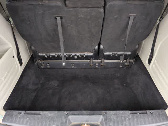 Used 2014 Dodge Grand Caravan SXT FWD image 30